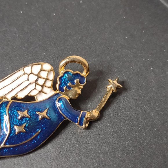 Blue Angel With Star Wand Brooch - Picture 2 of 7